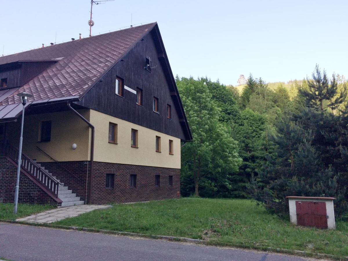 Apartman V Zeleni Dolní Morava Extérieur photo
